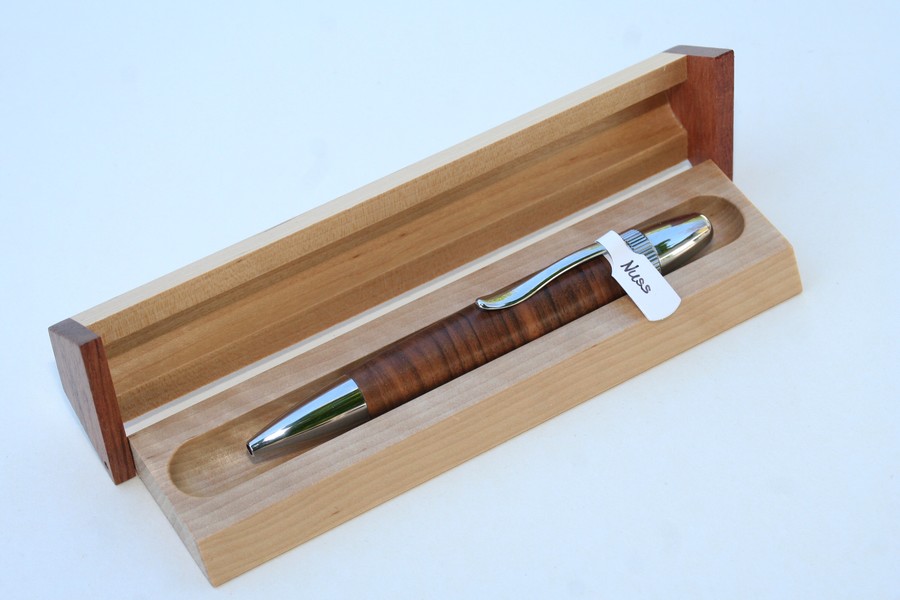 Etui Ahorn 2-färbig Trapez Etui Ahorn 2-färbig Trapez