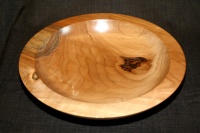 Nuss heimisch DM 39cm, Höhe 8cm, Wandstärke 30mm Nuss heimisch DM 39cm, Höhe 8cm, Wandstärke 30mm