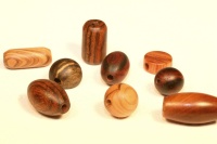 Anhänger aus Olive, Bocote, Ebenholz, Cocobolo, Zwetschge