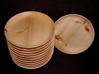 Teller flach DM 25cm, Höhe 4cm, Zirbenholz