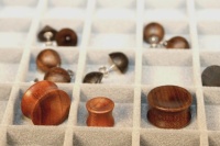 Tunnel Zwetschge DM 16mm und 8mm, Nuss DM 16mm